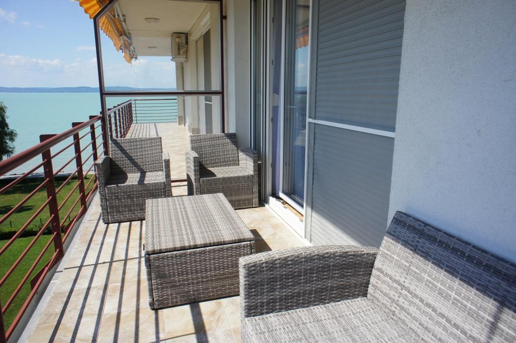 Panorama Beach Apartmanok Siófok Esterno foto